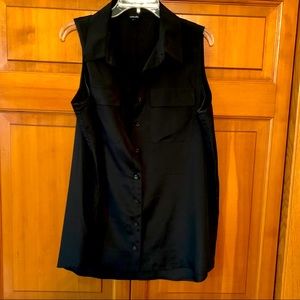 Rafaella black button up tank. Size xl
